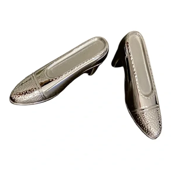 Godinger Silver Art Co. Salt & Pepper Shakers - Picture 6 of 11